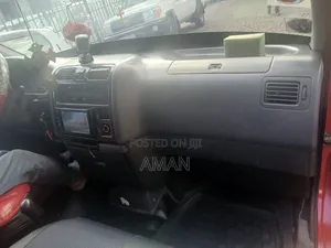 Toyota HiAce 2001 Green