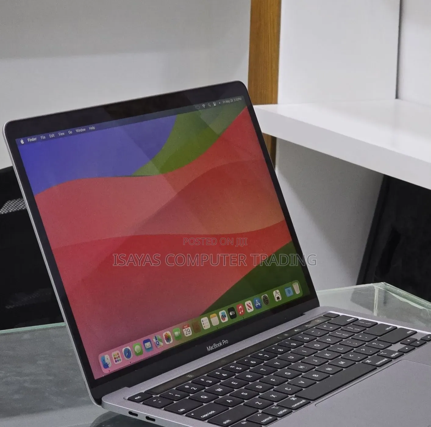 New Laptop Apple MacBook Pro M1 8GB Apple M1 Pro SSD 512GB