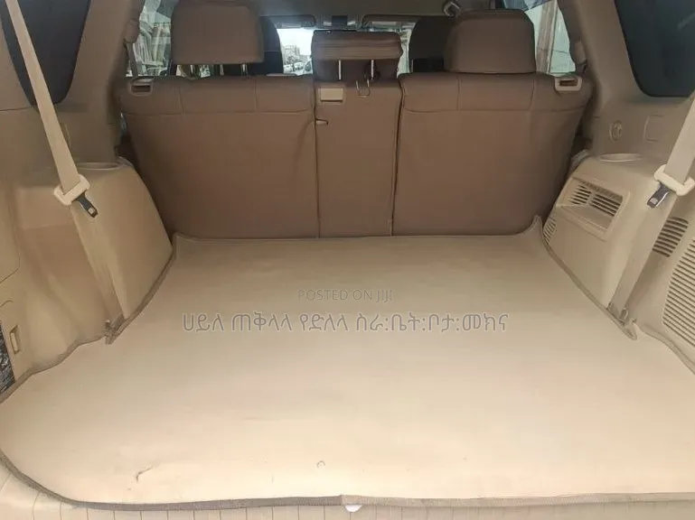 Toyota Land Cruiser Prado 2014 Off white