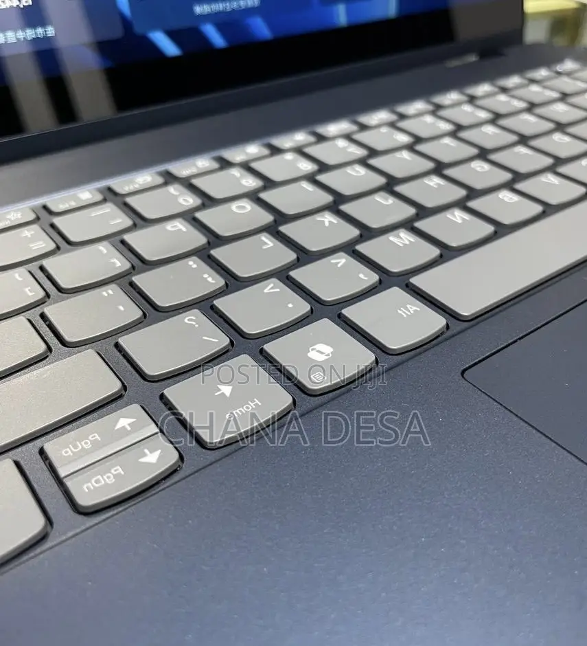 New Laptop Lenovo 16GB AMD Ryzen 7 SSD 1T