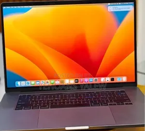 New Laptop Apple MacBook Pro 2019 16GB Intel Core i7 SSD 512GB
