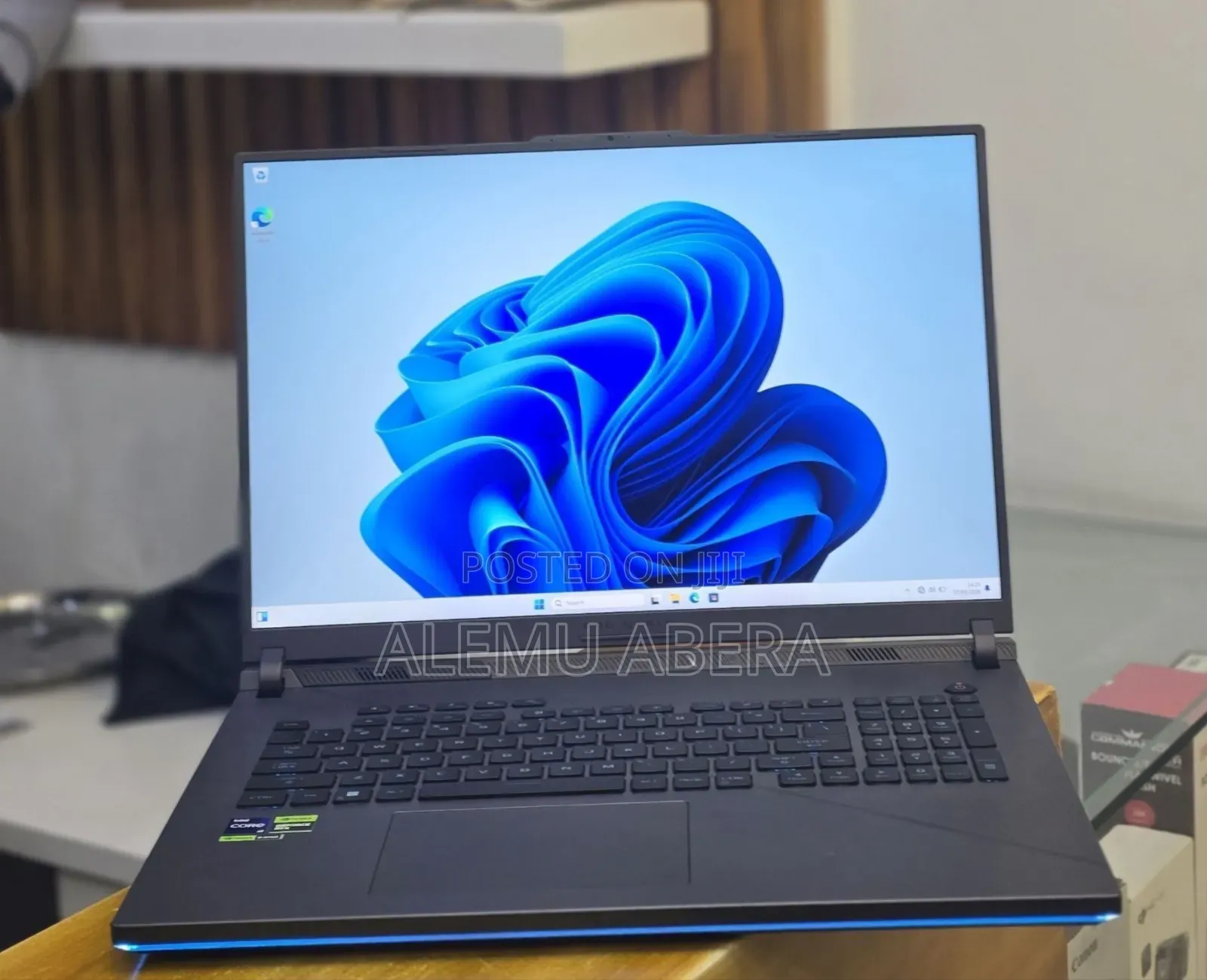 New Laptop Asus 32GB Intel Core i9 SSD 2T