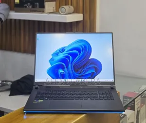 New Laptop Asus 32GB Intel Core i9 SSD 2T
