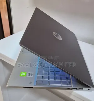 New Laptop HP Pavilion 15 8GB Intel Core i5 SSD 512GB