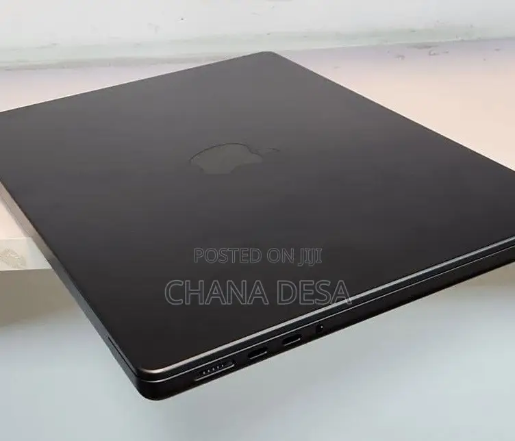 New Laptop Apple MacBook Pro 2025 M5 14-inch 16GB Apple M5 Pro SSD 1T