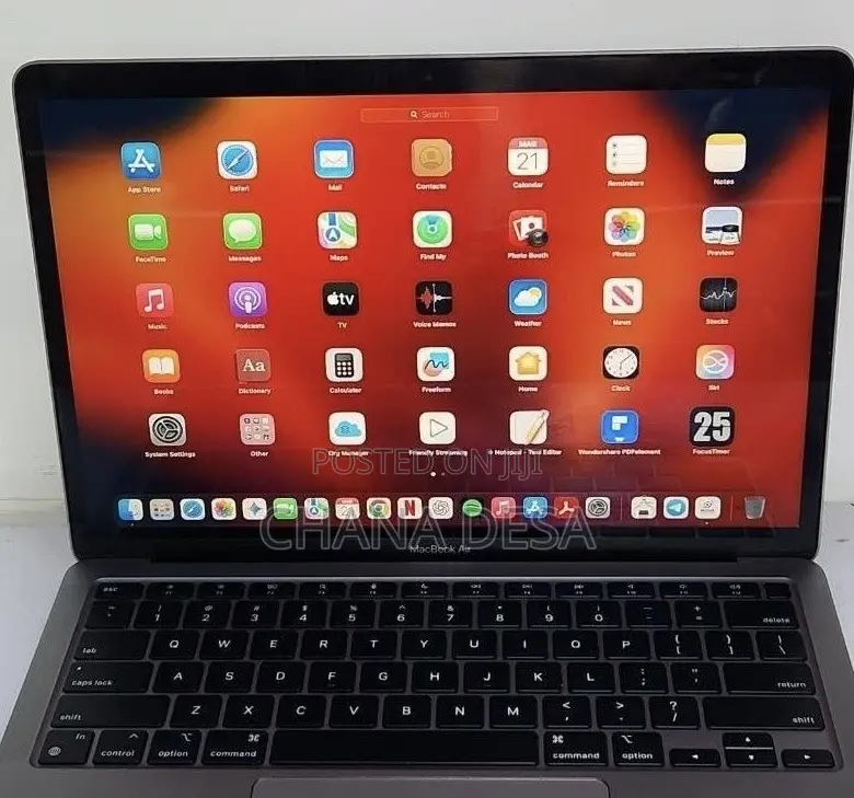 New Laptop Apple MacBook Air 2020 M1 8GB Apple M1 SSD 256GB
