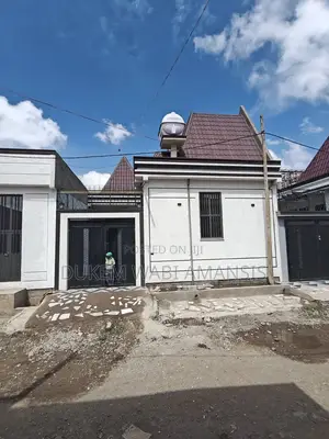 Furnished 8bdrm Villa in Debirezeyet Dukem, East Shewa for sale