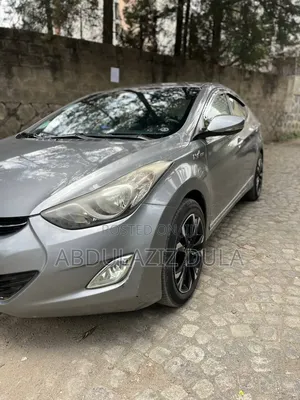 Hyundai Avante 2013 Silver