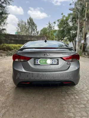 Hyundai Avante 2013 Silver