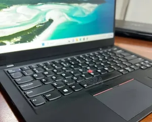 New Laptop Lenovo ThinkPad X1 Carbon 8GB Intel Core i5 SSD 256GB