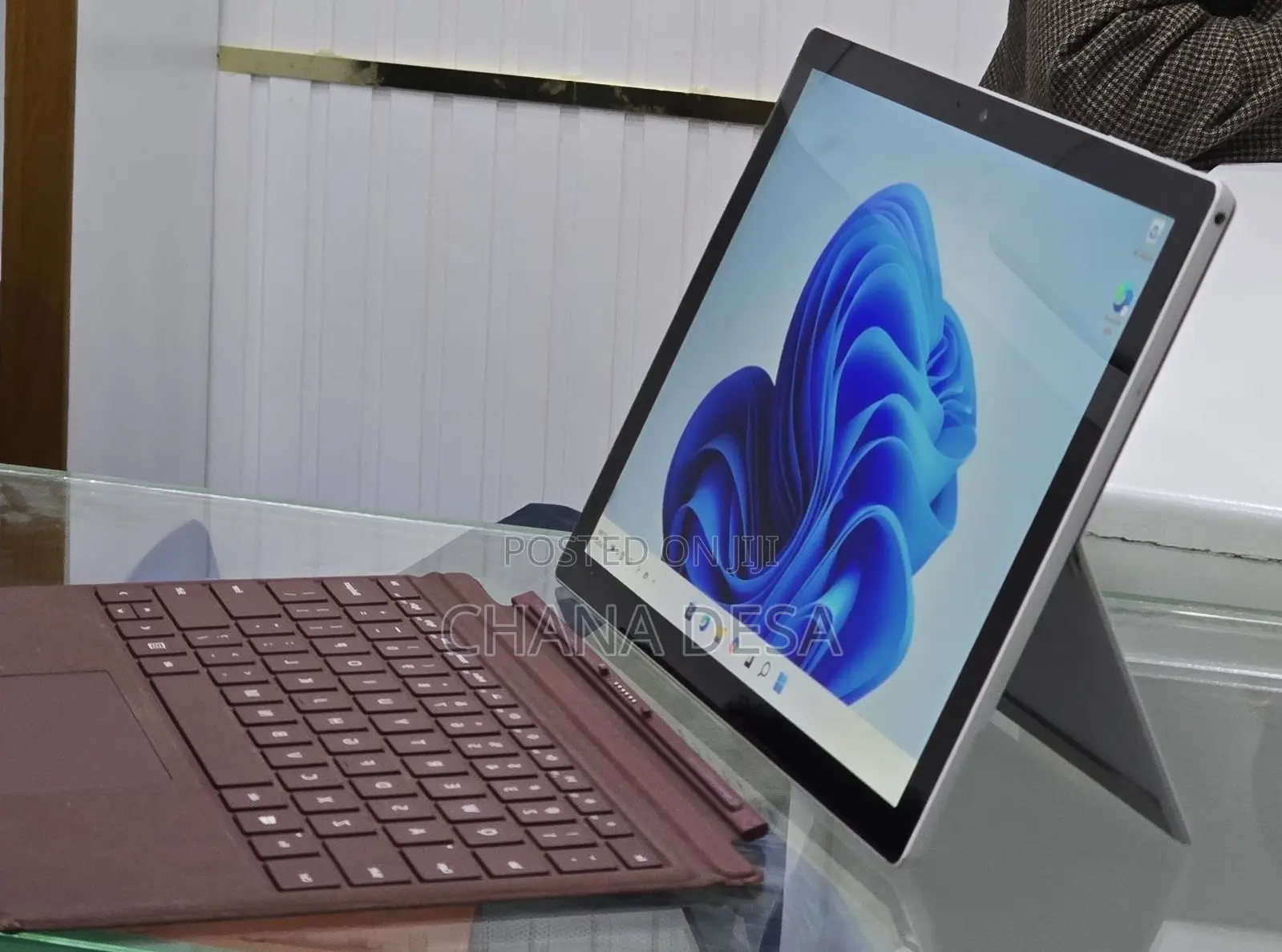 New Laptop Microsoft Surface Pro 6 8GB Intel Core i5 SSD 128GB
