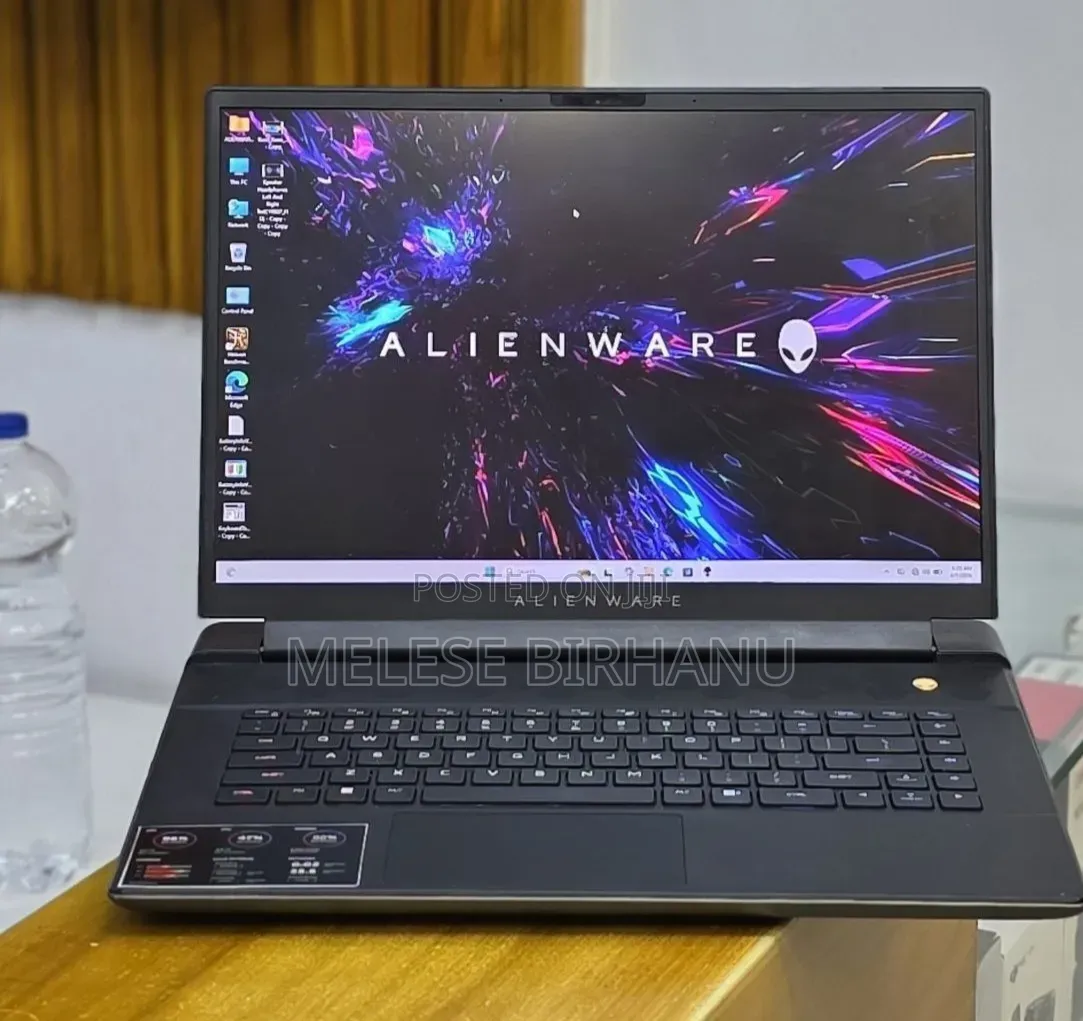 New Laptop Alienware X16 r1 16GB Intel Core i9 SSD 1T