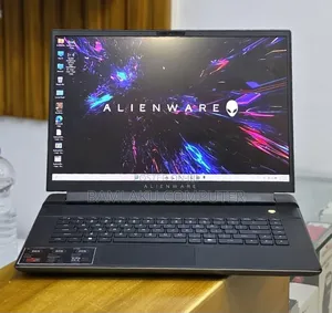 New Laptop Alienware X16 r1 16GB Intel Core i9 SSD 1T