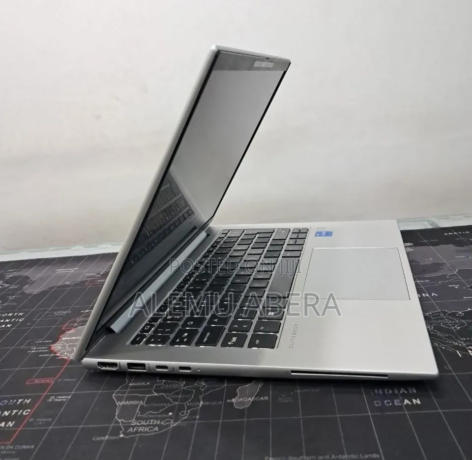 New Laptop HP EliteBook 830 16GB Intel Core i7 SSD 512GB