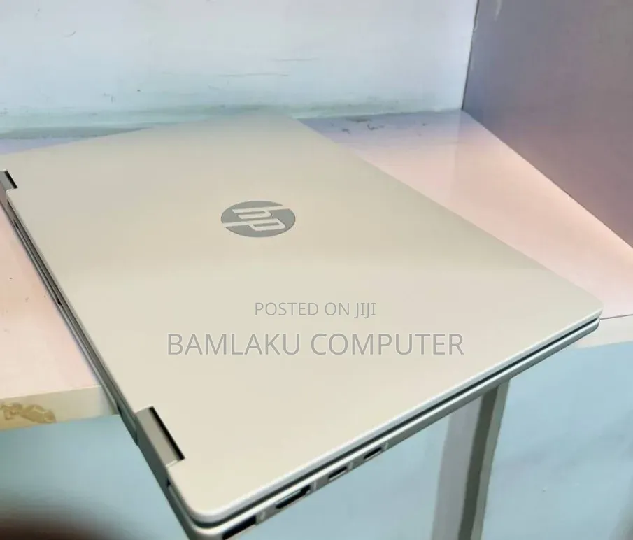 New Laptop HP OmniBook 5 Flip 16GB Intel Core 7 SSD 512GB