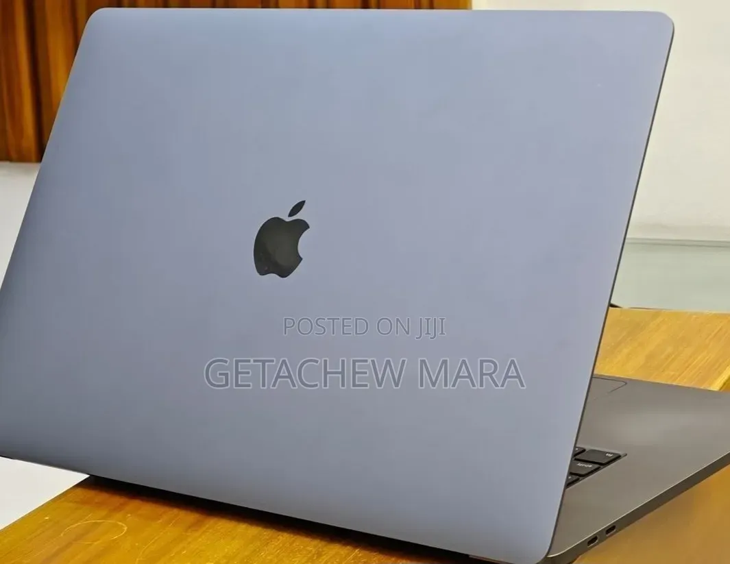 New Laptop Apple MacBook Pro 2019 16GB Intel Core i7 SSD 512GB