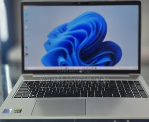 New Laptop HP EliteBook 840 G10 16GB Intel Core i7 SSD 1T