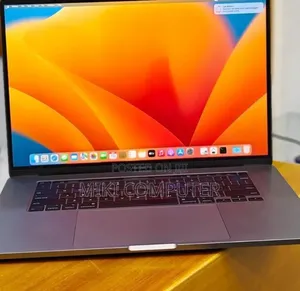 New Laptop Apple MacBook Pro M1 16GB Intel SSD 512GB