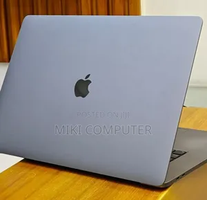 New Laptop Apple MacBook Pro M1 16GB Intel SSD 512GB