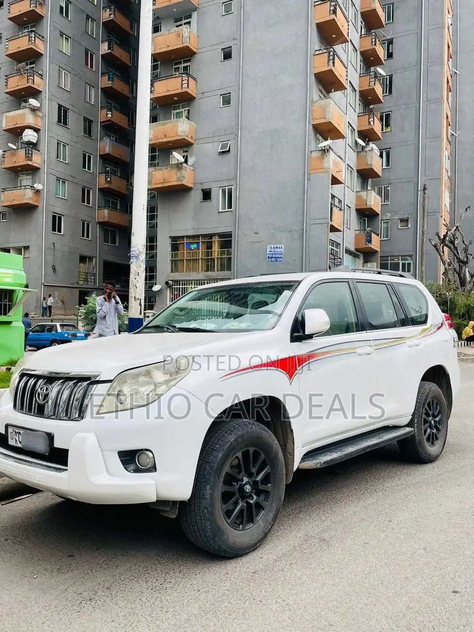 Toyota Land Cruiser Prado 2012 White
