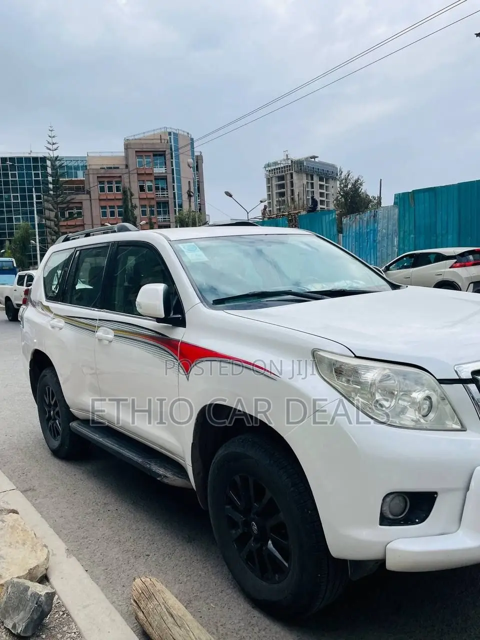 Toyota Land Cruiser Prado 2012 White