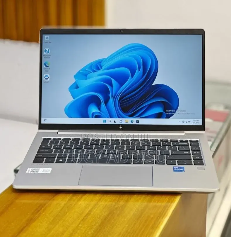 New Laptop HP EliteBook 640 G10 16GB Intel Core i7 SSD 1T