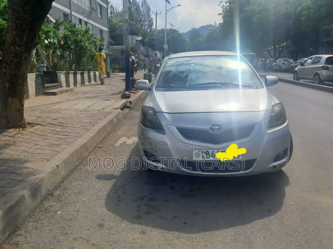 Toyota Belta 2010 Silver