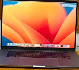 New Laptop Apple MacBook Pro 2019 16GB Intel Core i7 SSD 512GB
