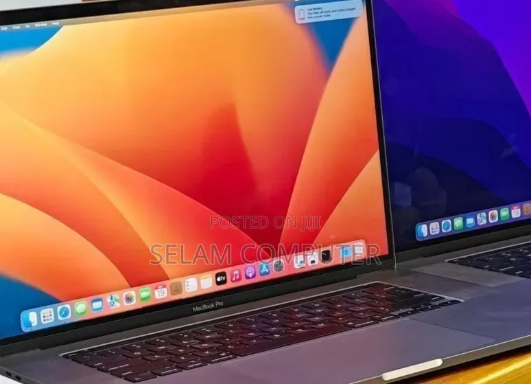 New Laptop Apple MacBook Pro M1 16GB Intel Core i7 SSD 512GB