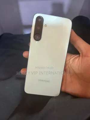 Samsung Galaxy M16 128 GB Gray