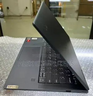 New Laptop Lenovo Yoga 7 15ITL5 16GB AMD Ryzen 7 SSD 512GB
