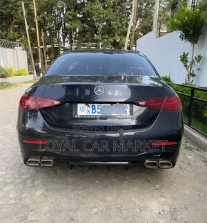 Mercedes-Benz C180 2018 Black
