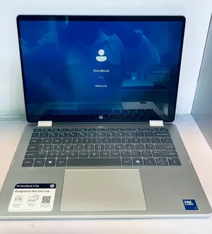 New Laptop HP OmniBook 5 Flip 16GB Intel Core 7 SSD 512GB
