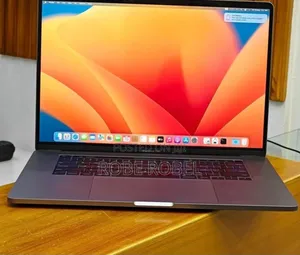 New Laptop Apple MacBook Pro 2019 16GB Intel Core i7 SSD 512GB