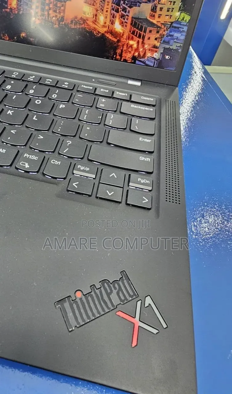 New Laptop Lenovo ThinkPad X1 Carbon 16GB Intel Core i7 SSD 512GB