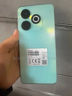 Infinix Smart 8 64 GB Green