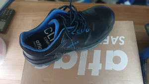 Atlas Safety Shoe ለገራጅ እና ለ ኮንስትራክሽን ስራ