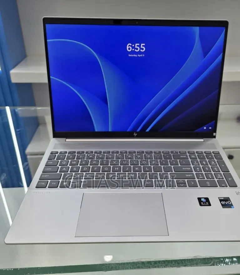 New Laptop HP Pavilion 14 16GB Intel Core i7 SSD 1T