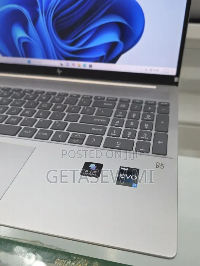 New Laptop HP Pavilion 14 16GB Intel Core i7 SSD 1T