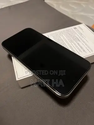 New Apple iPhone 16 Pro Max 512 GB Silver