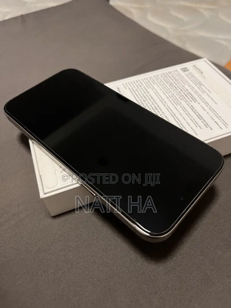 New Apple iPhone 16 Pro Max 512 GB Silver