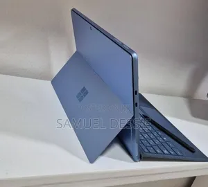 New Microsoft Surface Pro 11th Edition, a Copilot+ PC 16GB SSD 512GB