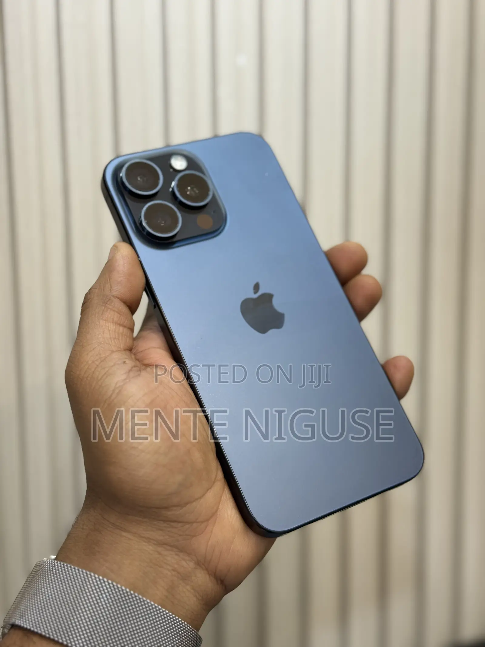New Apple iPhone 15 Pro Max 256 GB Blue