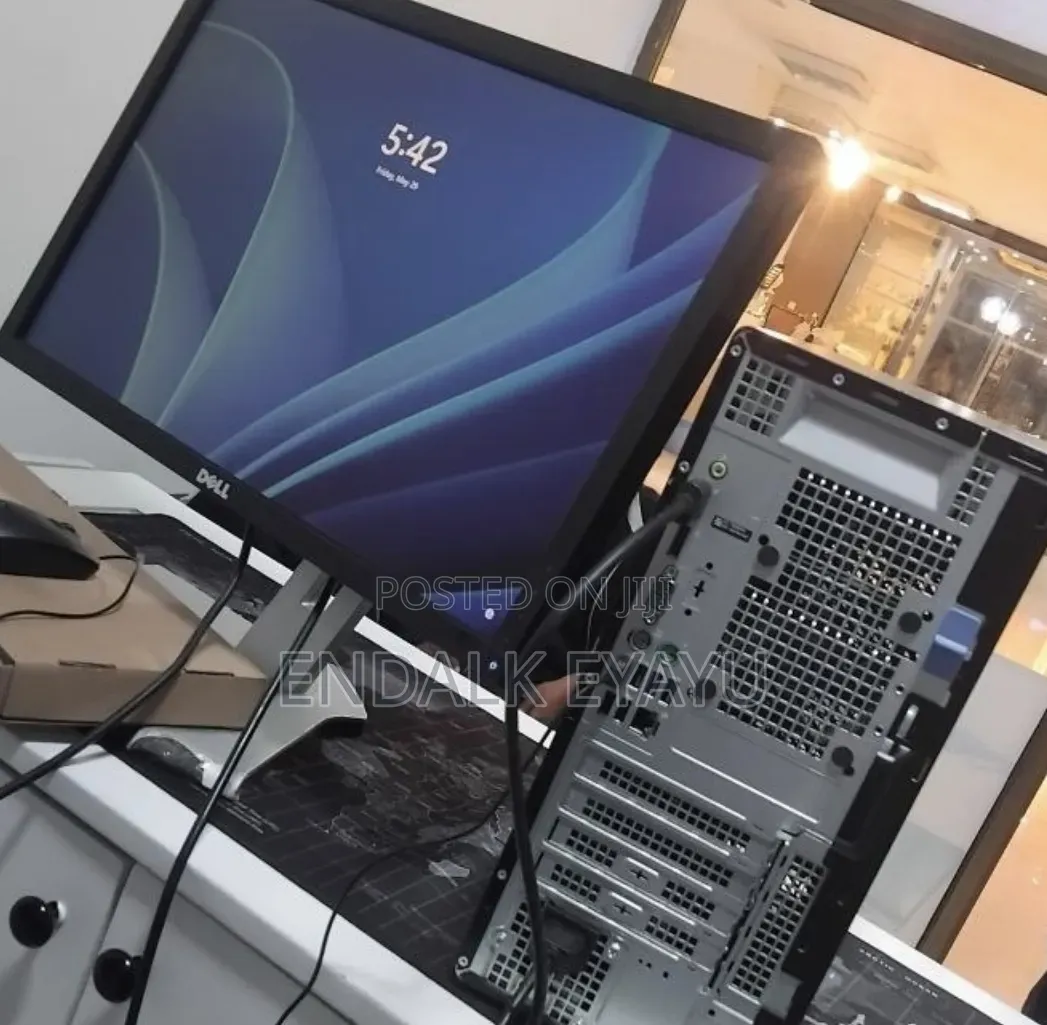 New Desktop Computer Dell Optiplex 7090 8GB Intel Core i7 SSD 1T