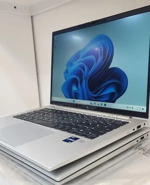 New Laptop HP EliteBook 840 G9 16GB Intel Core i5 SSD 512GB