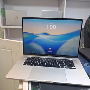 New Laptop Apple MacBook Pro 2019 32GB Intel Core i9 SSD 1T