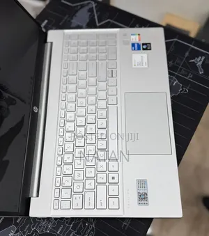 New Laptop HP Pavilion 13 16GB Intel Core i5 SSD 1T