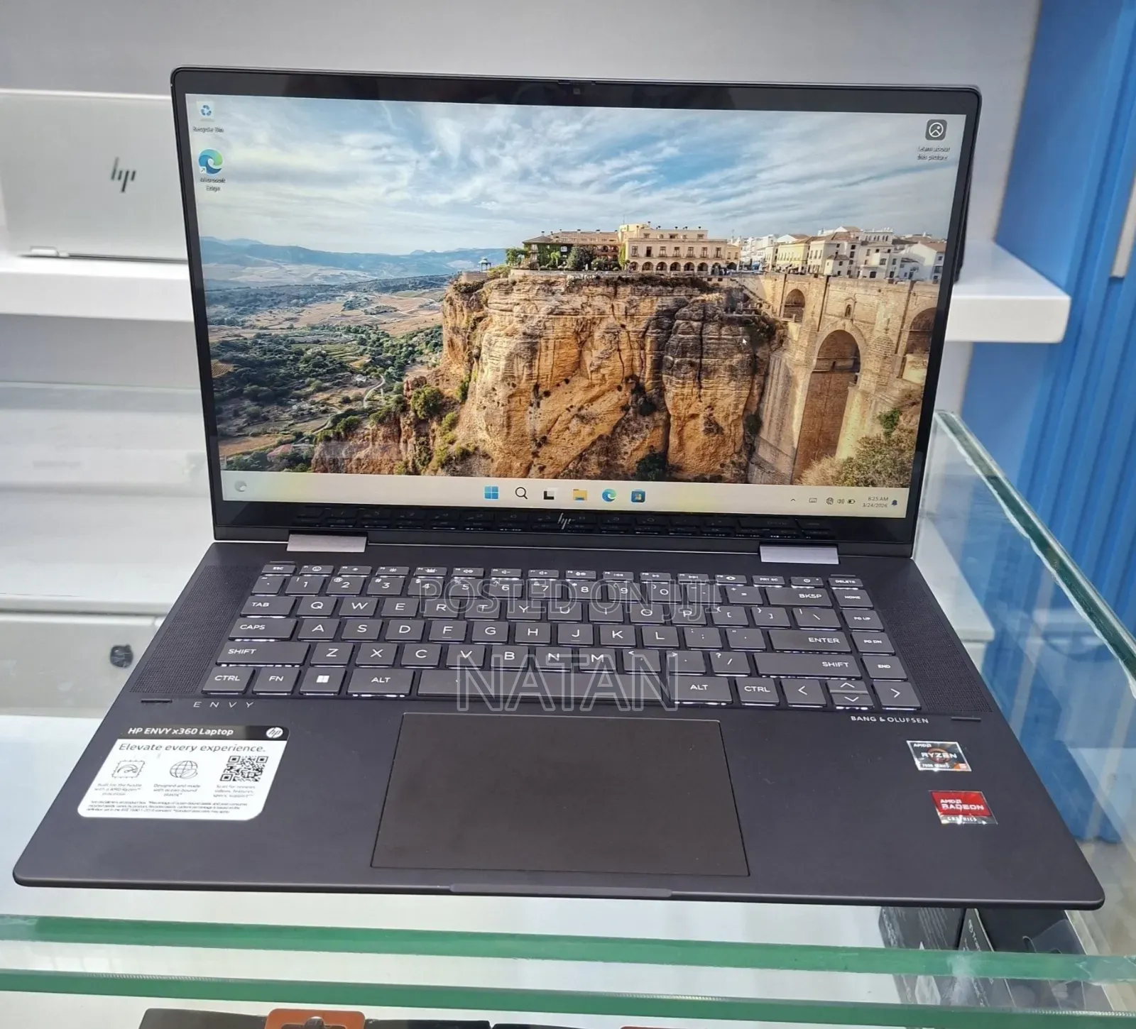 New Laptop HP Envy x360 8GB AMD Ryzen 5 SSD 256GB