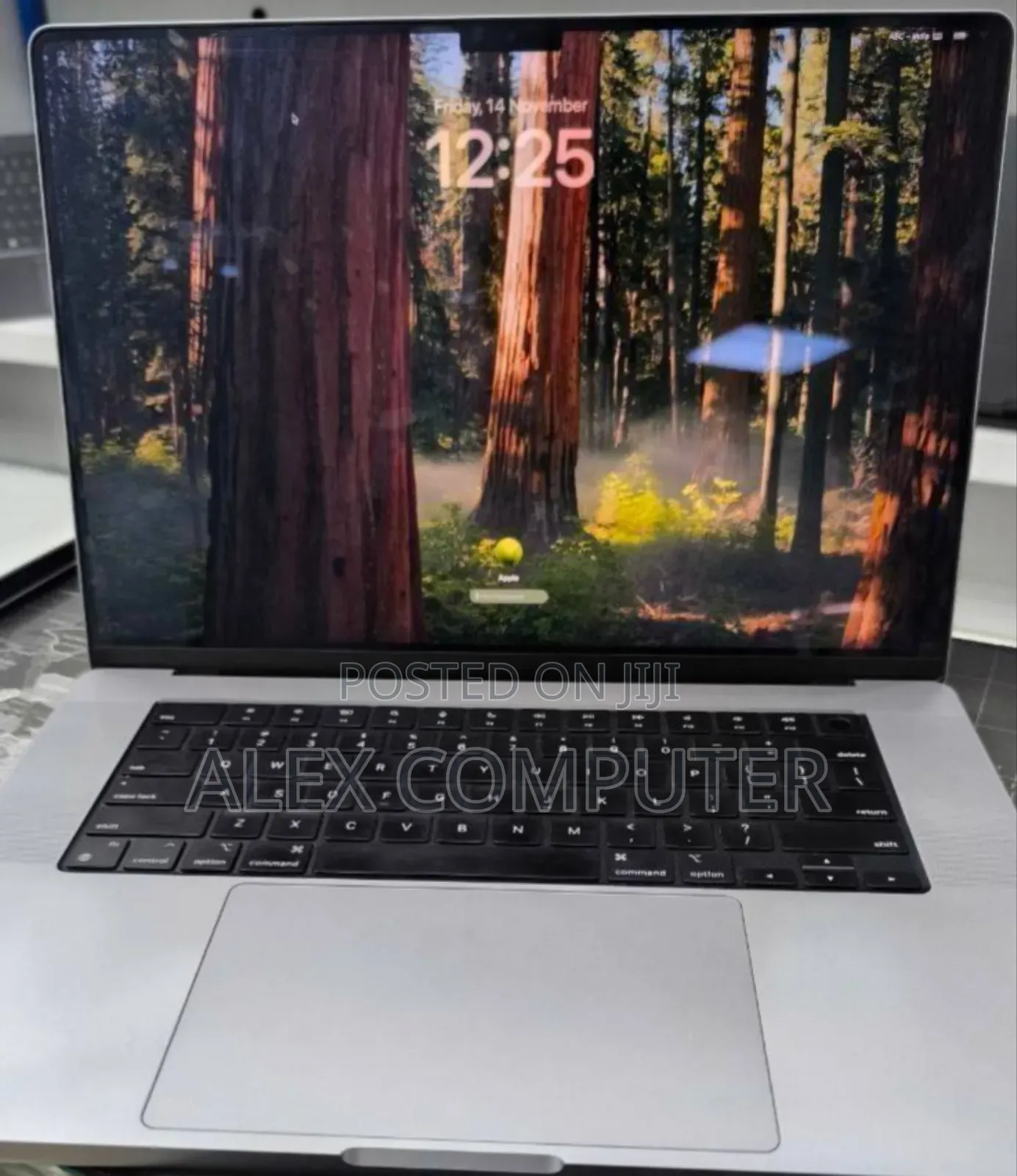 New Laptop Apple MacBook Pro M1 32GB Apple M1 Max SSD 1T