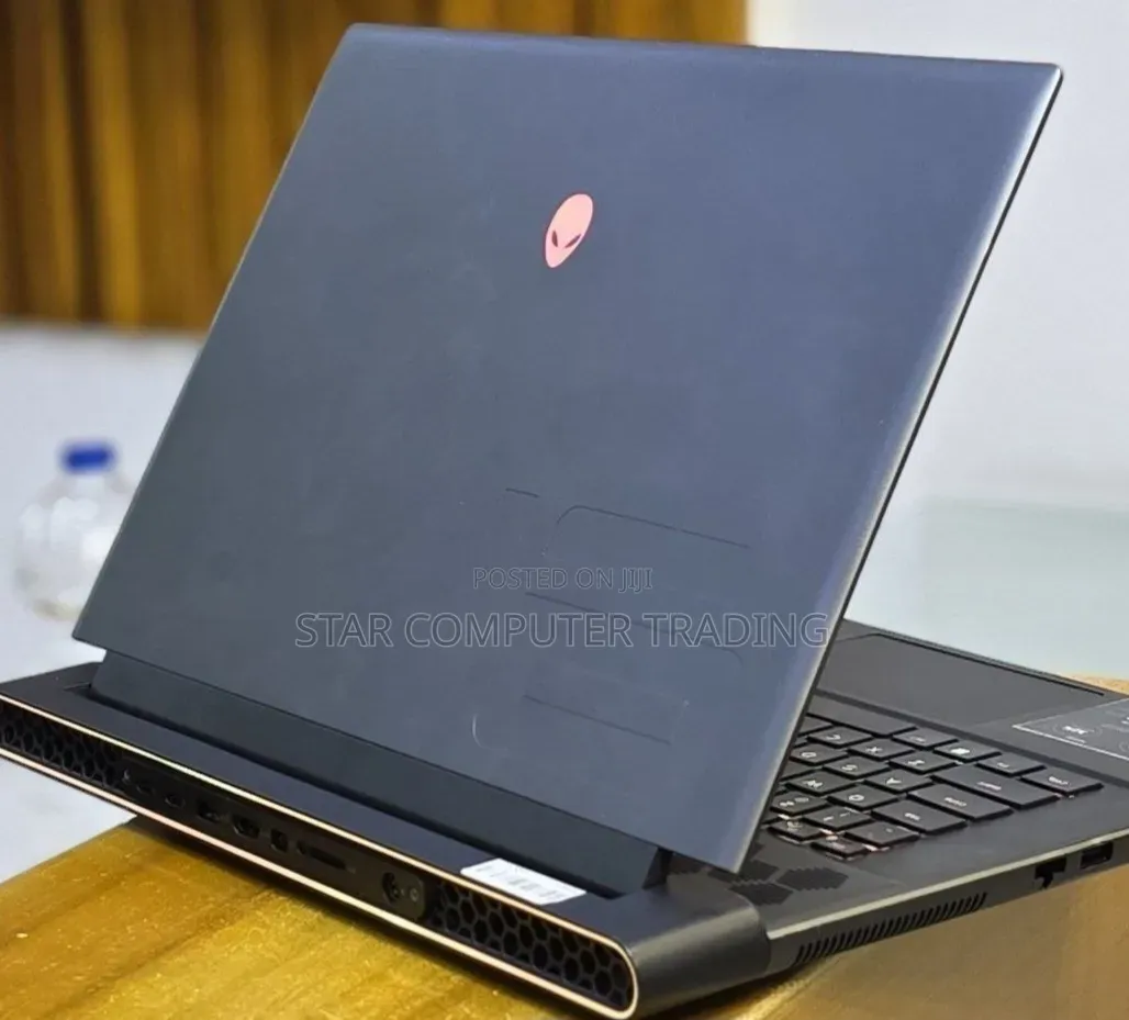 New Laptop Alienware X16 r1 16GB Intel Core i9 SSD 1T